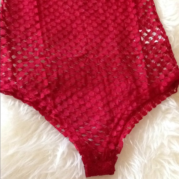 #83 Long sleeve round neck mesh bodysuit - Picture 6 of 7